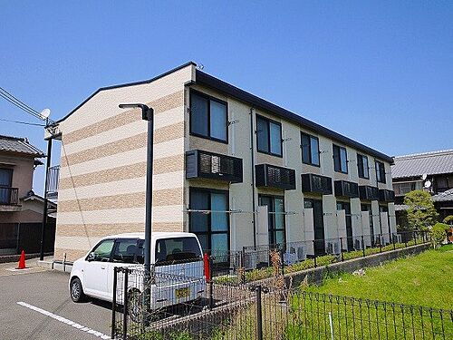 京都府木津川市木津町宮ノ内 2階建