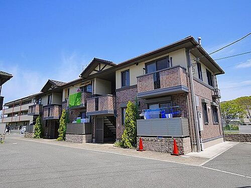 奈良県生駒市小瀬町 2階建