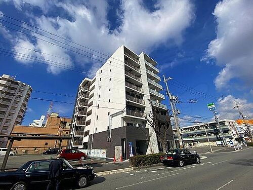 大阪府東大阪市中新開２丁目 築2年10ヶ月 8階建