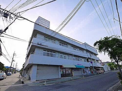奈良県奈良市学園大和町５丁目 3階建 築50年7ヶ月