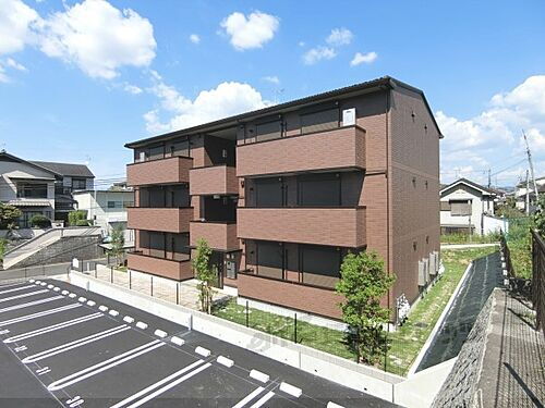 滋賀県大津市瀬田３丁目 築7年5ヶ月 3階建