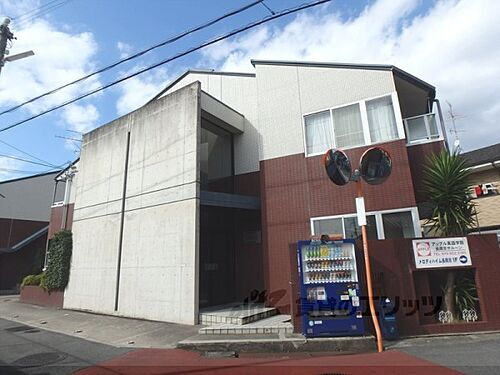 京都府長岡京市開田３丁目 築32年5ヶ月 2階建