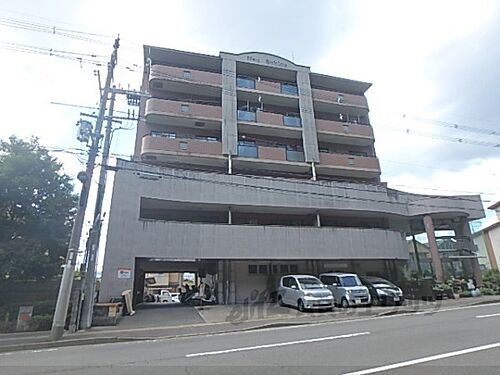 京都府京都市右京区常盤古御所町 6階建