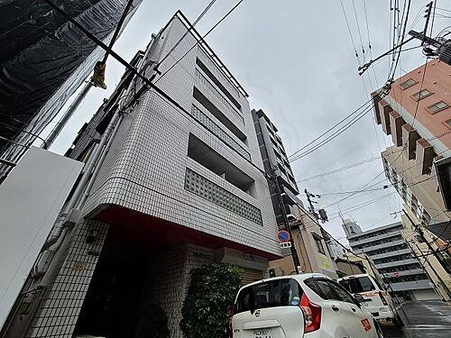 大阪府大阪市北区中津７丁目 6階建