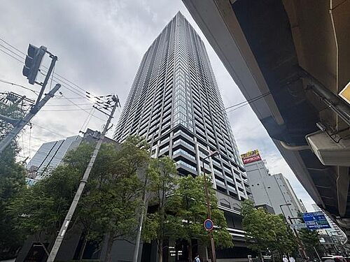 大阪府大阪市北区曾根崎２丁目 賃貸マンション