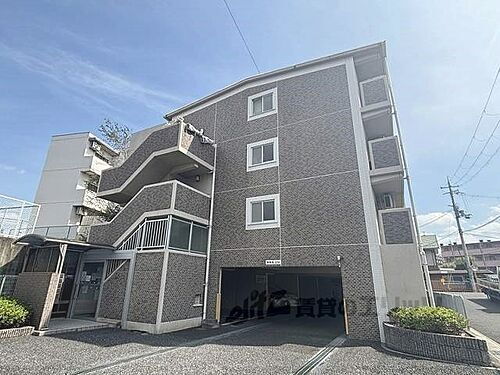 滋賀県草津市野路東４丁目 築23年10ヶ月 4階建