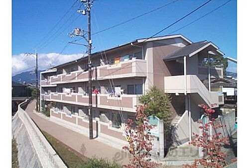 京都府京都市右京区梅津東構口町 築29年10ヶ月 3階建