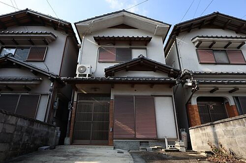 奈良県桜井市大字新屋敷 2階建 築42年11ヶ月