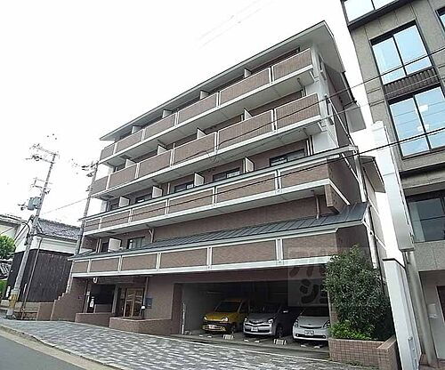京都府京都市中京区西ノ京職司町 6階建