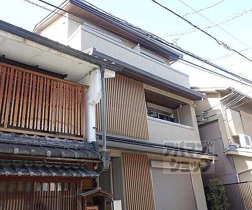 京都府京都市東山区問屋町通五条下る２丁目上人町 3階建 築9年12ヶ月