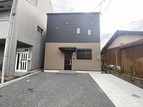岐阜県各務原市三井北町３丁目 賃貸一戸建て