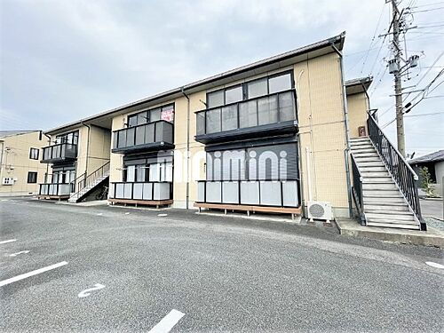 三重県四日市市大字東阿倉川 賃貸アパート