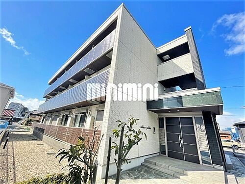 三重県四日市市西富田２丁目 賃貸マンション