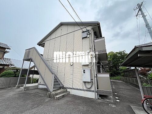 三重県津市城山１丁目 賃貸アパート