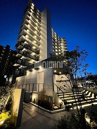 三重県桑名市大字矢田 賃貸マンション