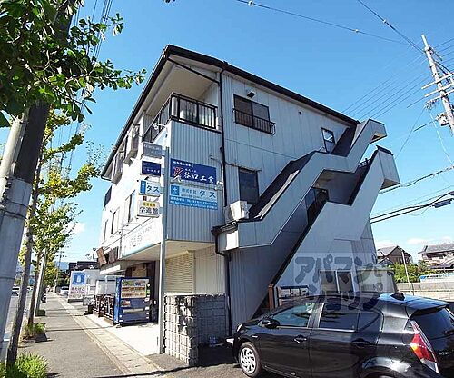 京都府京都市伏見区羽束師菱川町 築28年10ヶ月 3階建