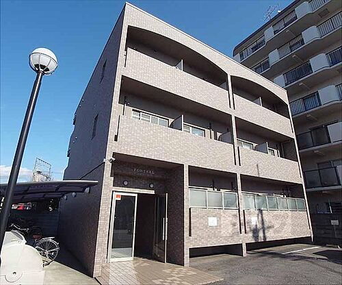 京都府京都市伏見区津知橋町 築21年10ヶ月 3階建