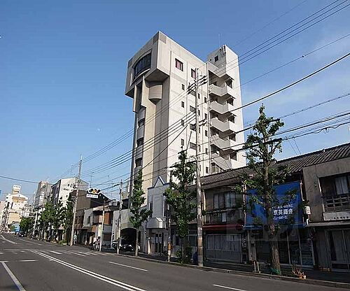 京都府京都市中京区聚楽廻中町 築26年10ヶ月 9階建