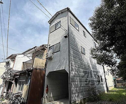 京都府京都市上京区仁和寺街道七本松東入一番町 3階建 築27年4ヶ月