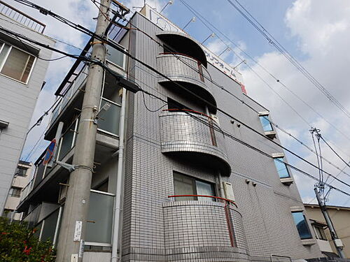 兵庫県神戸市東灘区本山北町３丁目 4階建