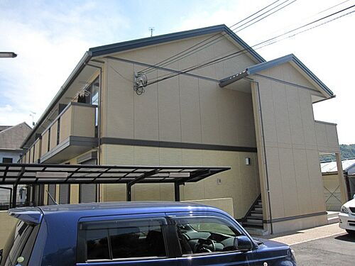 京都府京都市山科区勧修寺東北出町 2階建