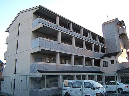 京都府宇治市伊勢田町中山 4階建 築37年3ヶ月