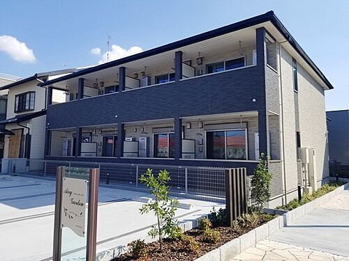 京都府京都市伏見区下鳥羽中三町 築1年2ヶ月 2階建