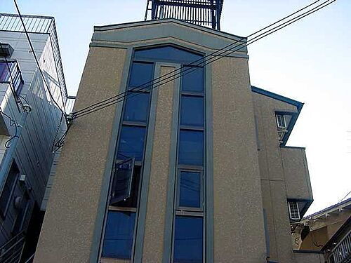 京都府京都市伏見区桃山水野左近西町 築32年6ヶ月 3階建