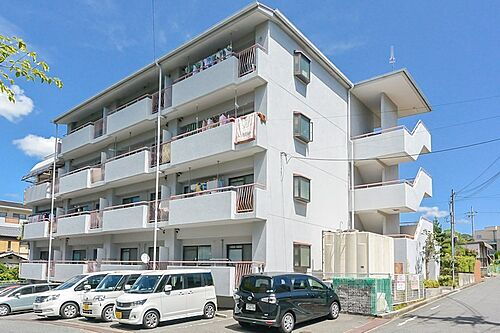 大阪府枚方市東中振２丁目 賃貸マンション