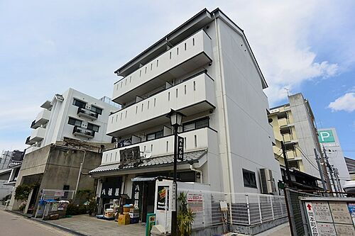 ヤワタヤビルディング