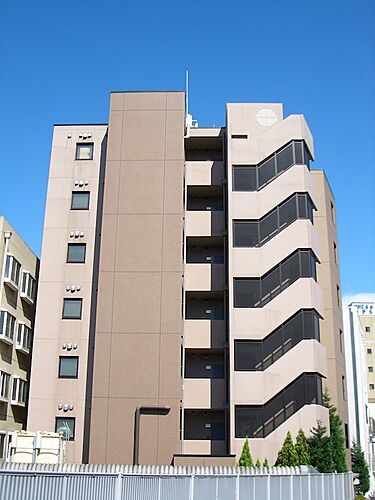 滋賀県大津市粟津町 7階建 築23年10ヶ月