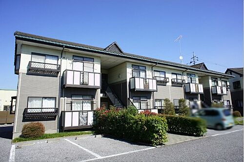 栃木県小山市粟宮１丁目 2階建