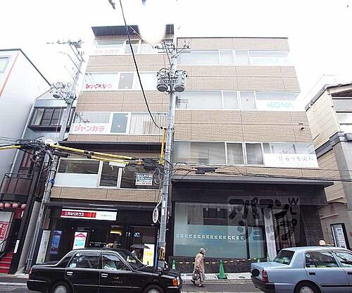 京都府京都市伏見区観音寺町 賃貸マンション