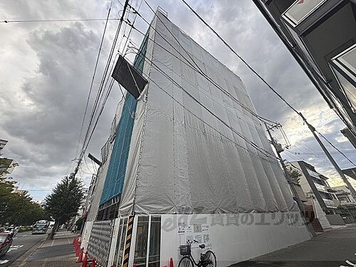 京都府京都市中京区西ノ京南円町 7階建 