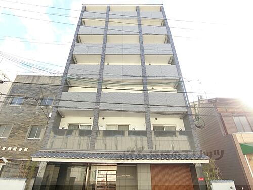 京都府京都市南区西九条藤ノ木町 築9年11ヶ月 7階建