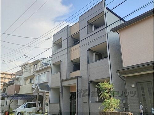 京都府京都市伏見区深草越後屋敷町 築1年未満 3階建