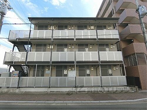 京都府京都市南区東九条明田町 築14年10ヶ月 3階建