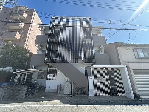 京都府京都市右京区太秦多藪町 3階建 築18年9ヶ月