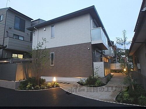 京都府京都市右京区太秦桂ケ原町 賃貸アパート