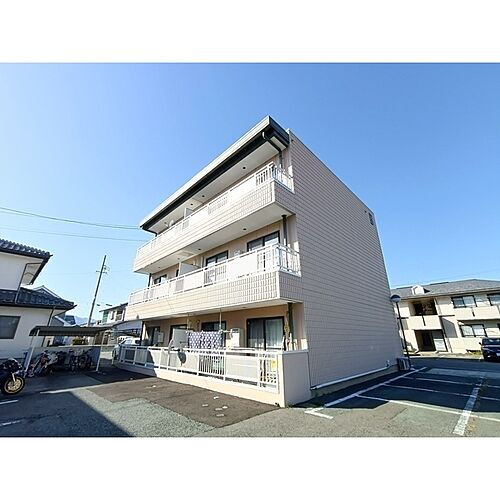 ハイカムール岡田　Ｂ棟