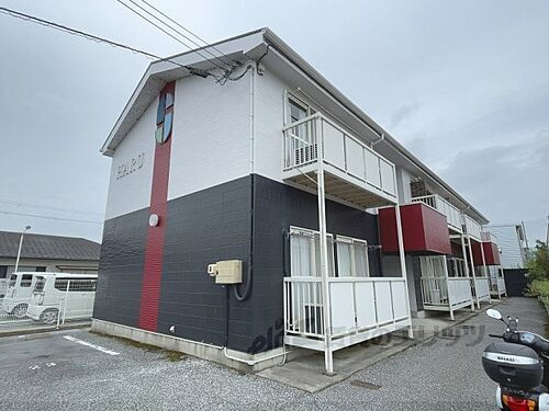 滋賀県彦根市川瀬馬場町 築27年7ヶ月 2階建