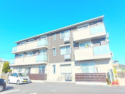 滋賀県草津市草津町 築9年7ヶ月 3階建