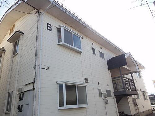 山形県山形市飯田西五丁目 2階建 築36年9ヶ月