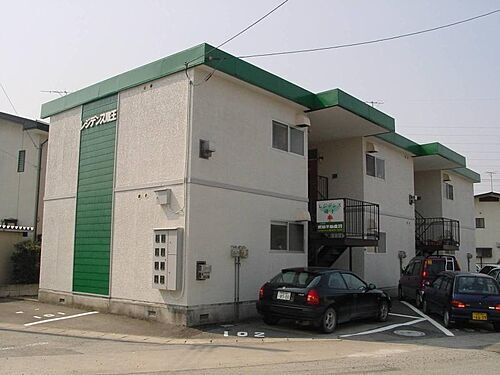 山形県山形市飯田西４丁目 2階建 築41年4ヶ月