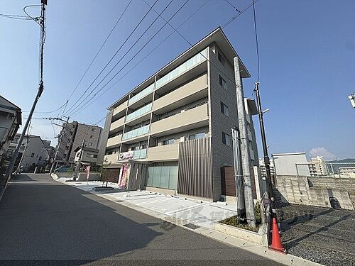 京都府京都市山科区椥辻番所ケ口町 5階建 築1年未満