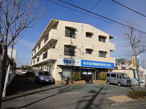 群馬県前橋市六供町４丁目 3階建 築35年10ヶ月