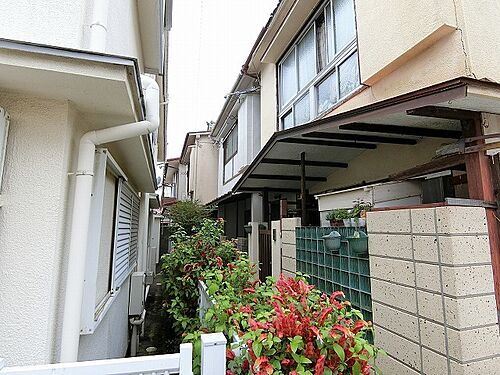 兵庫県神戸市垂水区歌敷山４丁目 2階建 築60年7ヶ月