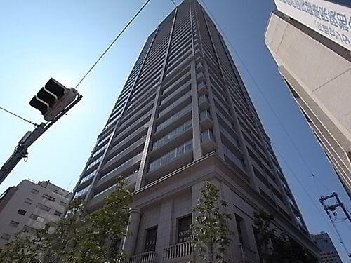 兵庫県神戸市中央区栄町通３丁目 築16年3ヶ月 33階建