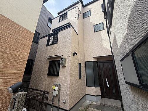 兵庫県神戸市灘区灘南通６丁目 3階建 築28年9ヶ月