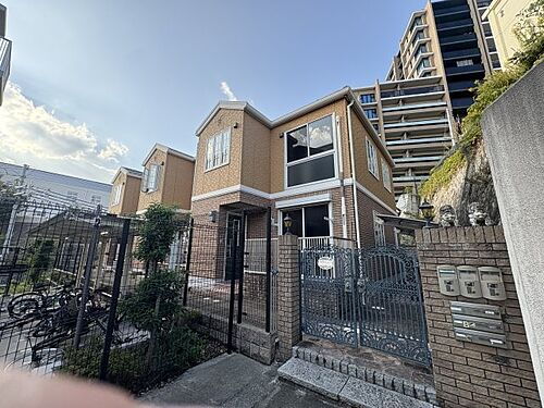 兵庫県神戸市中央区中山手通７丁目 築19年2ヶ月 2階建